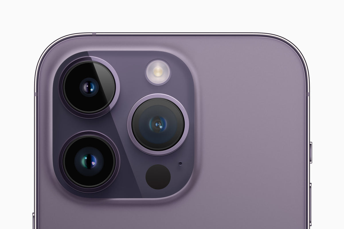 iPhone 14 Pro – close-up of Pro camera system with 48MP Main