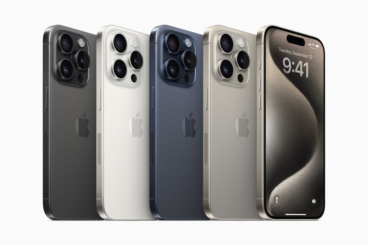 iPhone 15 Pro Max – four titanium finishes: black, white, blue, and natural