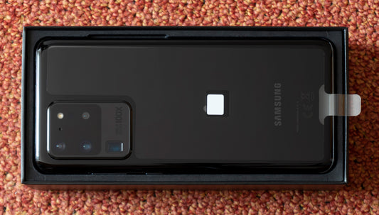 Samsung Galaxy S20 Ultra 128GB - rear view showing camera module